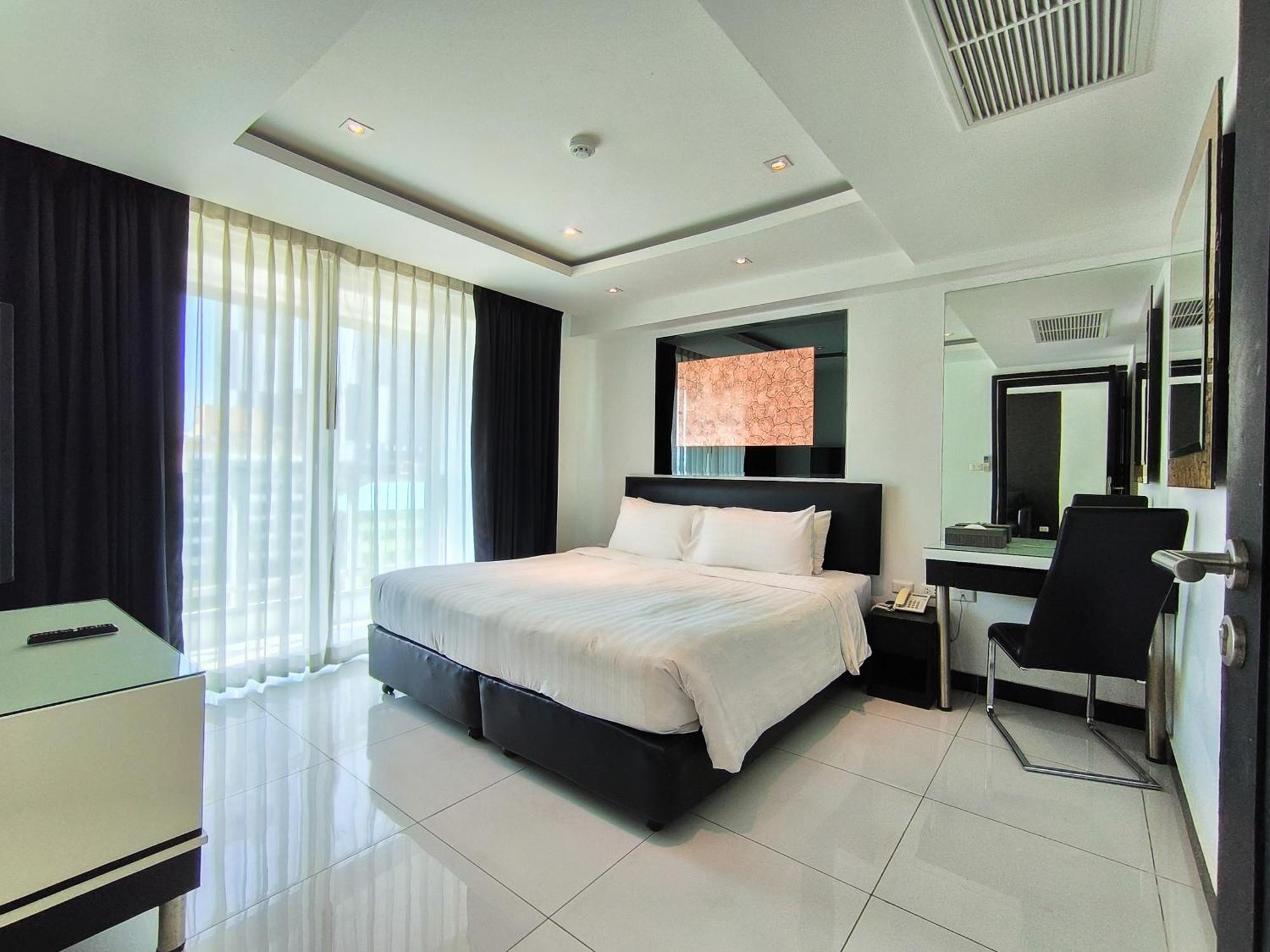 Nova Suites Pattaya By Compass Hospitality Εξωτερικό φωτογραφία